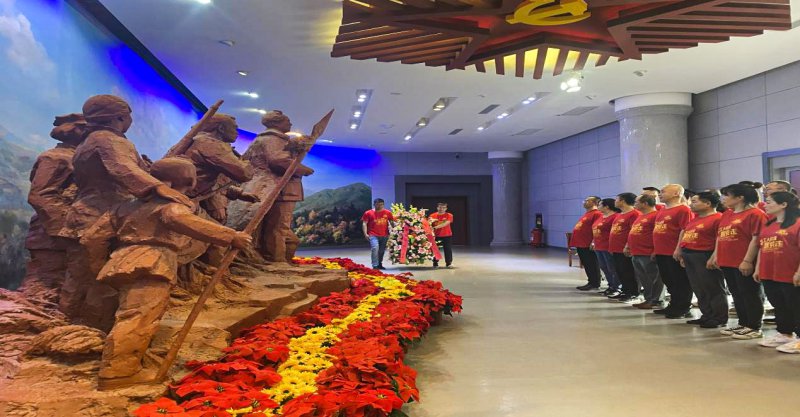 寧鋼黨委開(kāi)展“重溫黨章黨史，踐行初心使命”主題黨日活動(dòng)